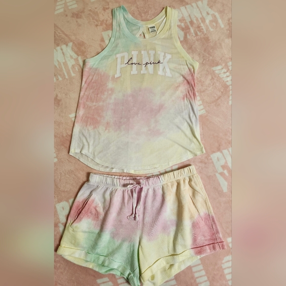 #340 VS Pink NWT Pastel Ombre Set 💗 - Picture 2 of 5
